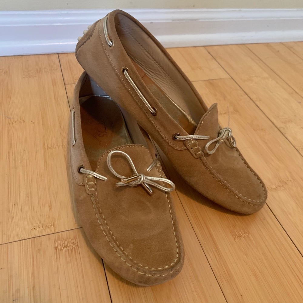 TOD'S Women’s Beige Gommino Driving Shoes